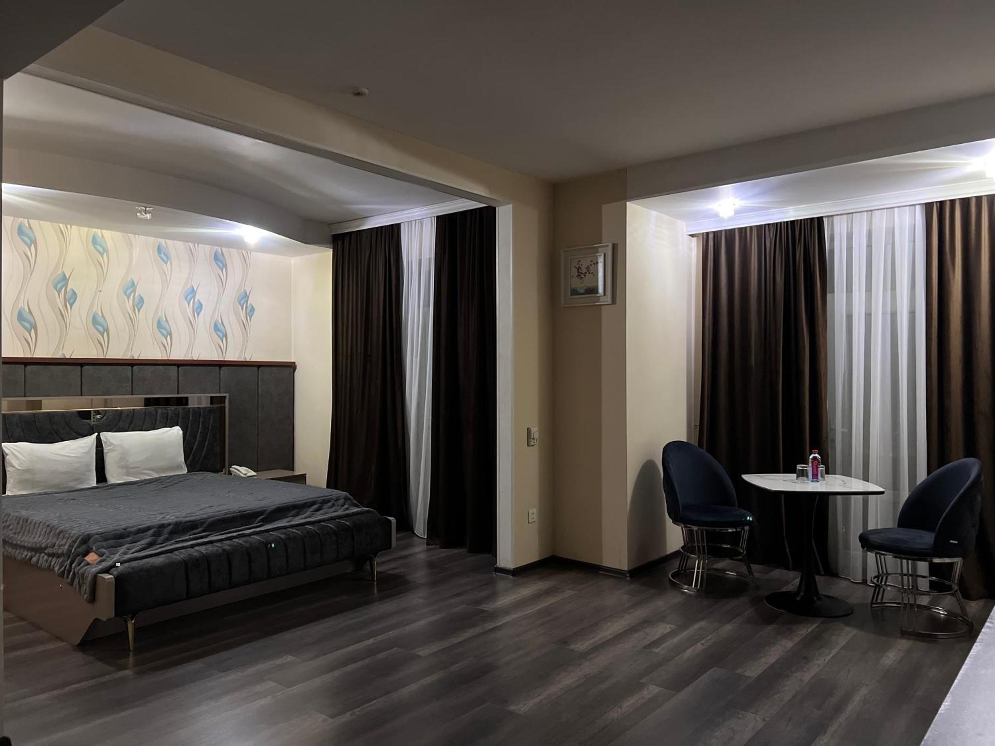 Aef Hotel Baku Eksteriør bilde